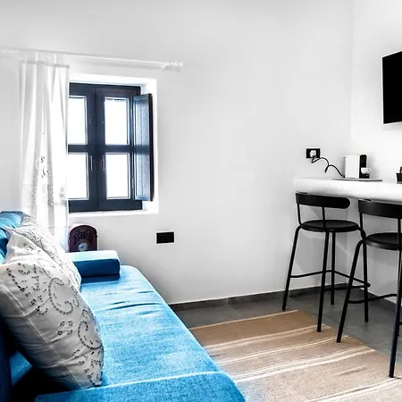 Aparthotel Art And Sky